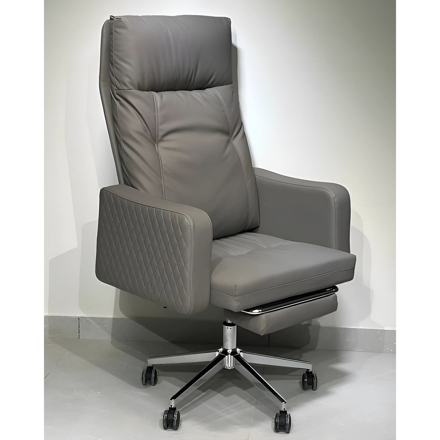 Praetor Executive Boss Chair