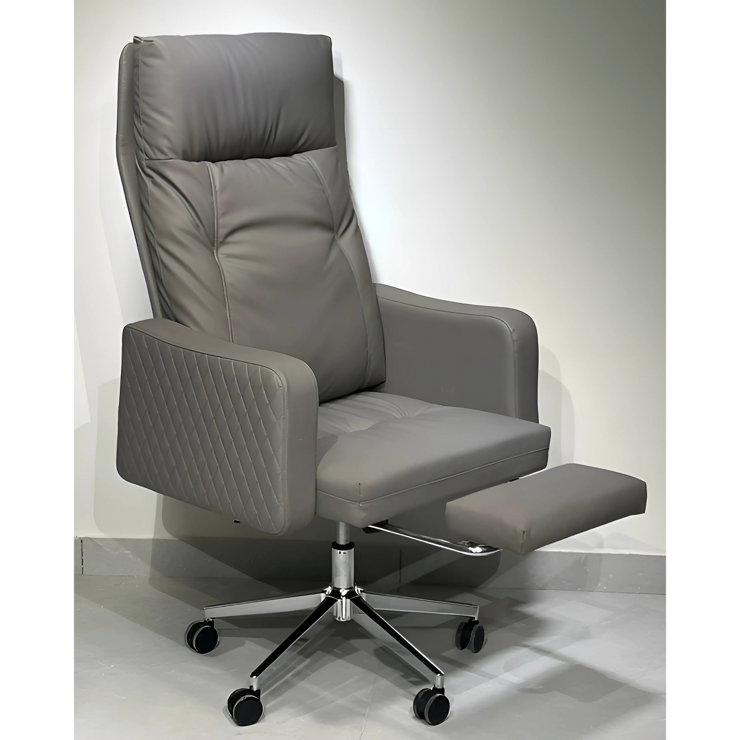 Praetor Executive Boss Chair
