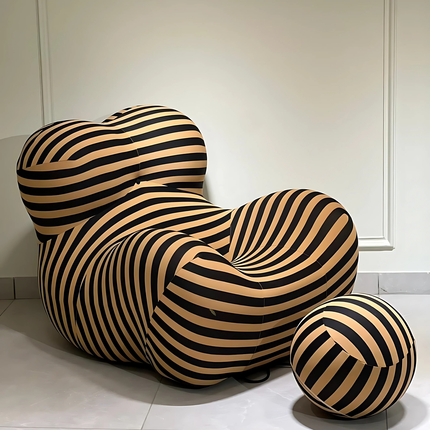 Stratosphere Curve Chair