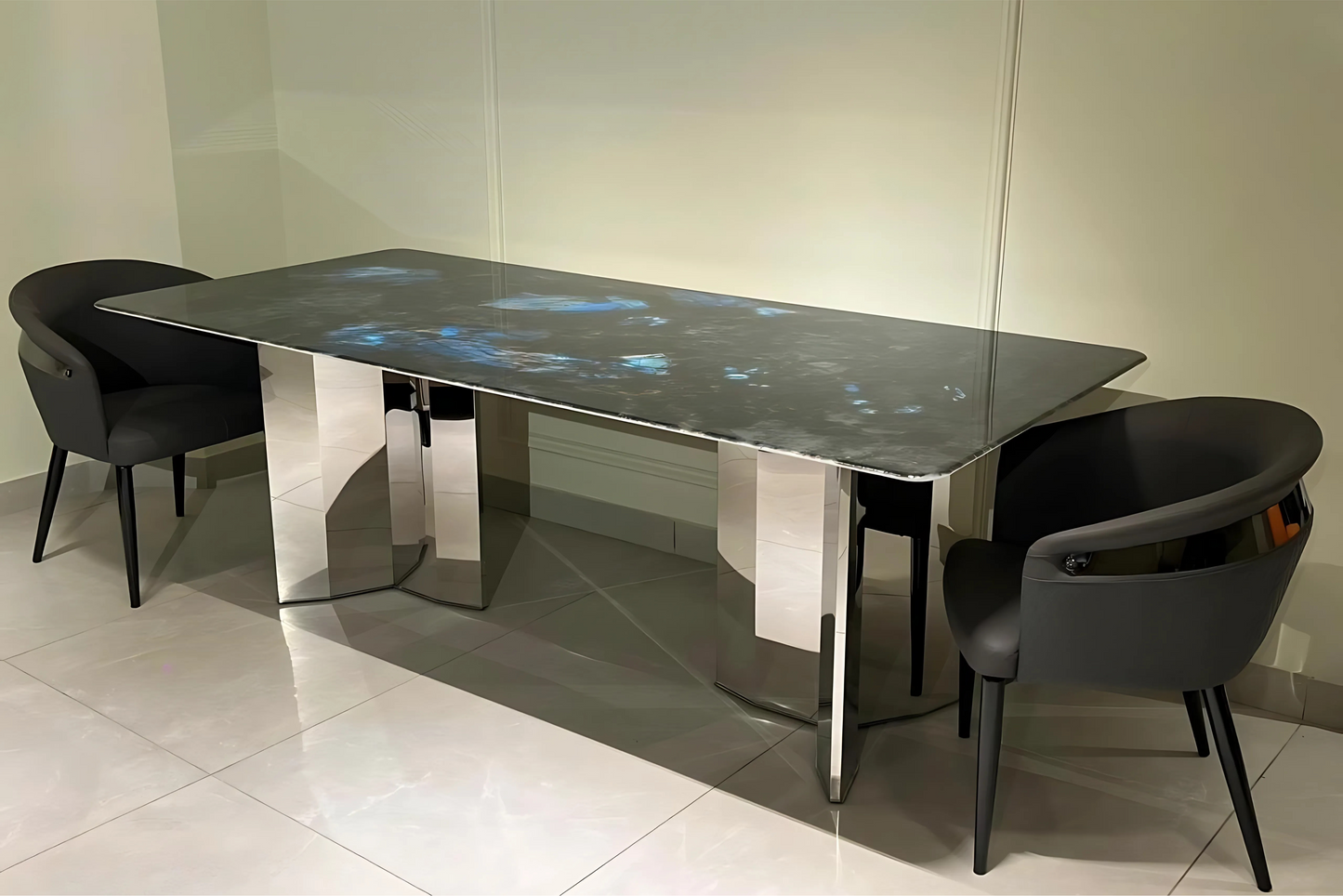 Montara Dining Table