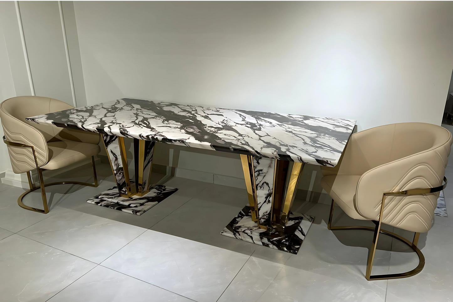 Bellvara Dining Table