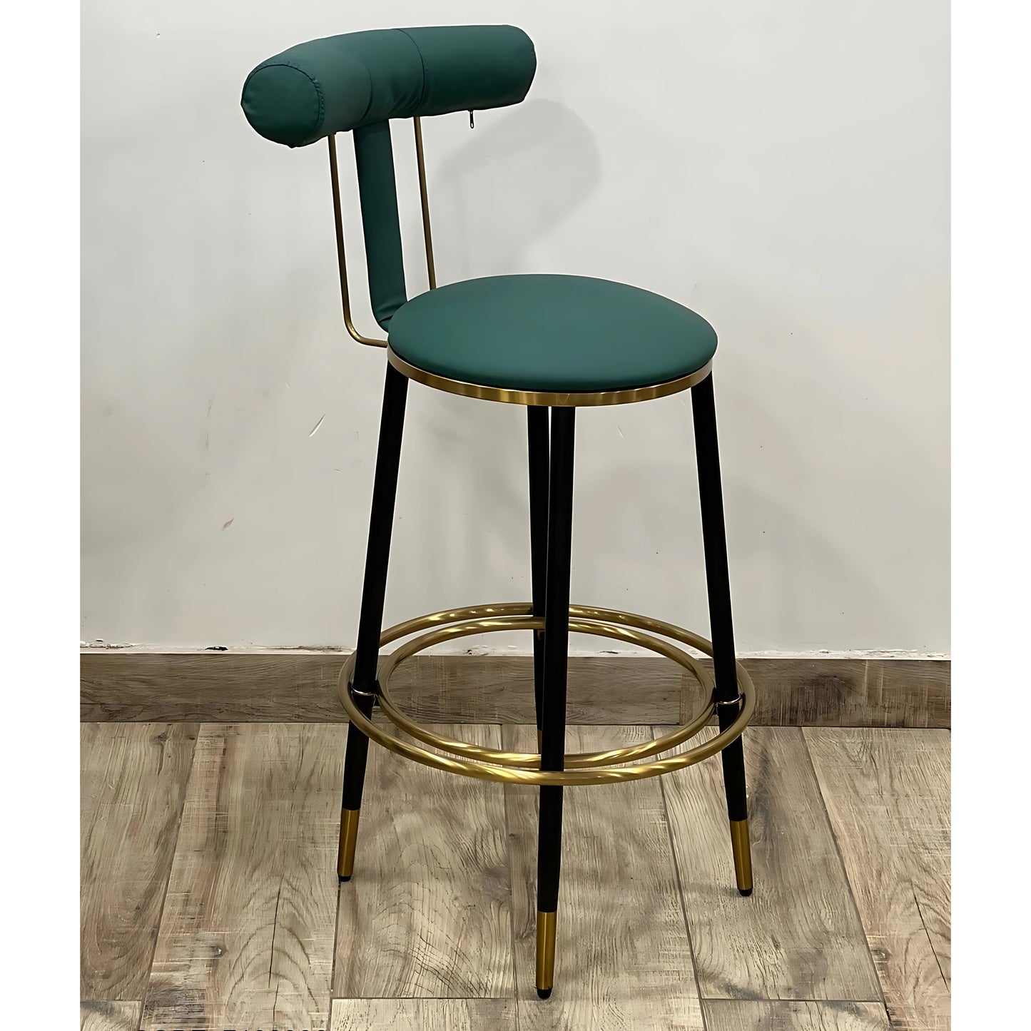 Verde Nova Modern Bar Chair