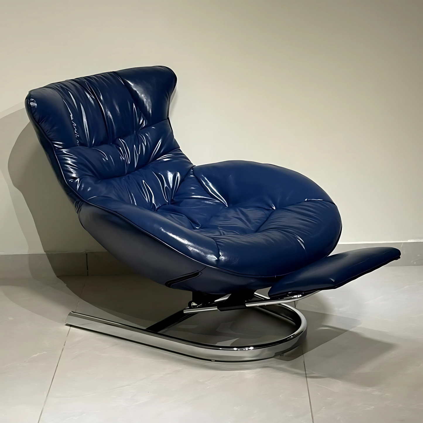 Velo Noir Recline Leisure Chair