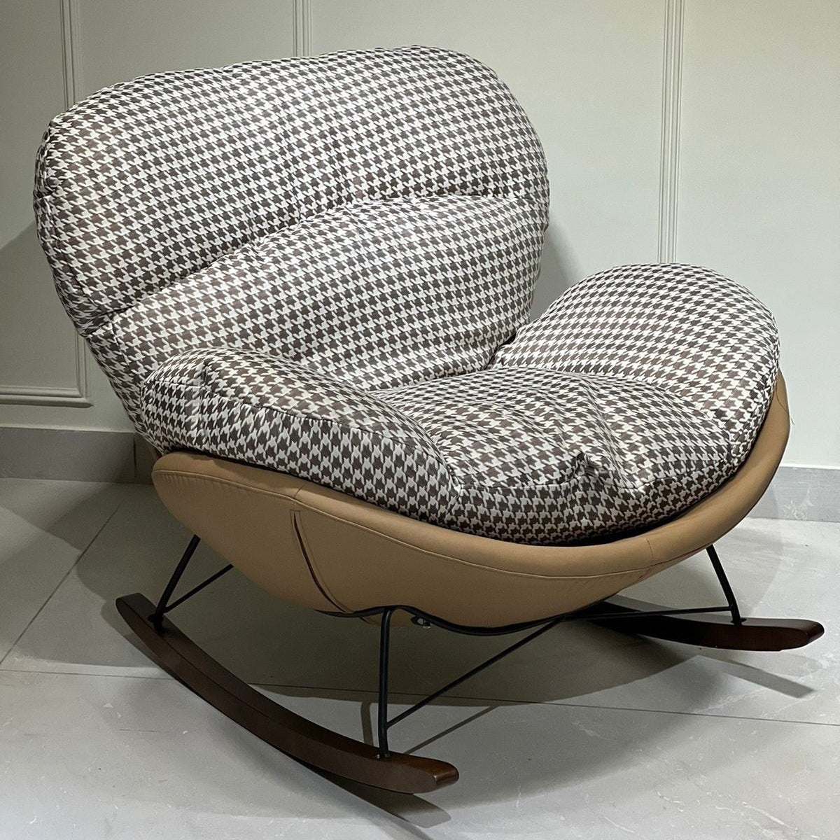 Houndstooth Heaven Rocking Leisure Lounge Chair