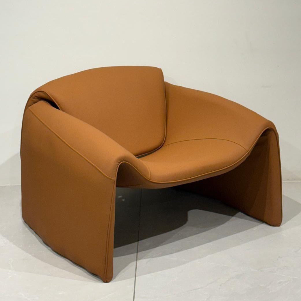 Tan leisure chair on a white background with text indicating model number and code.