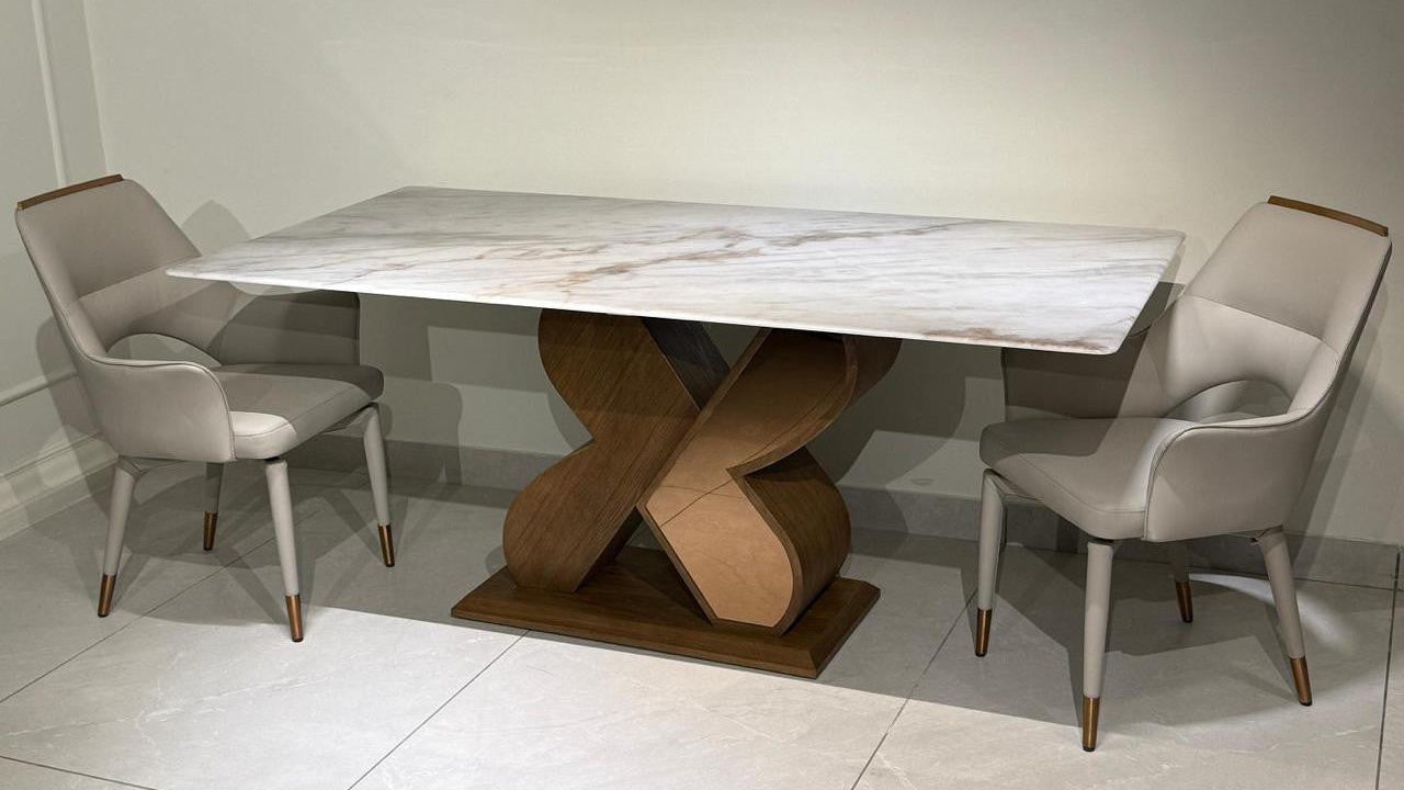Xylo Forma Marble Dining Table